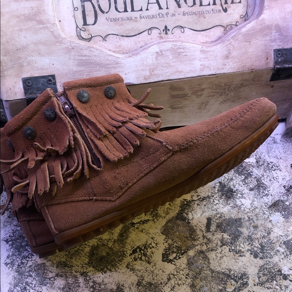 Fringed Suede Ankle Boot in Rust Brown